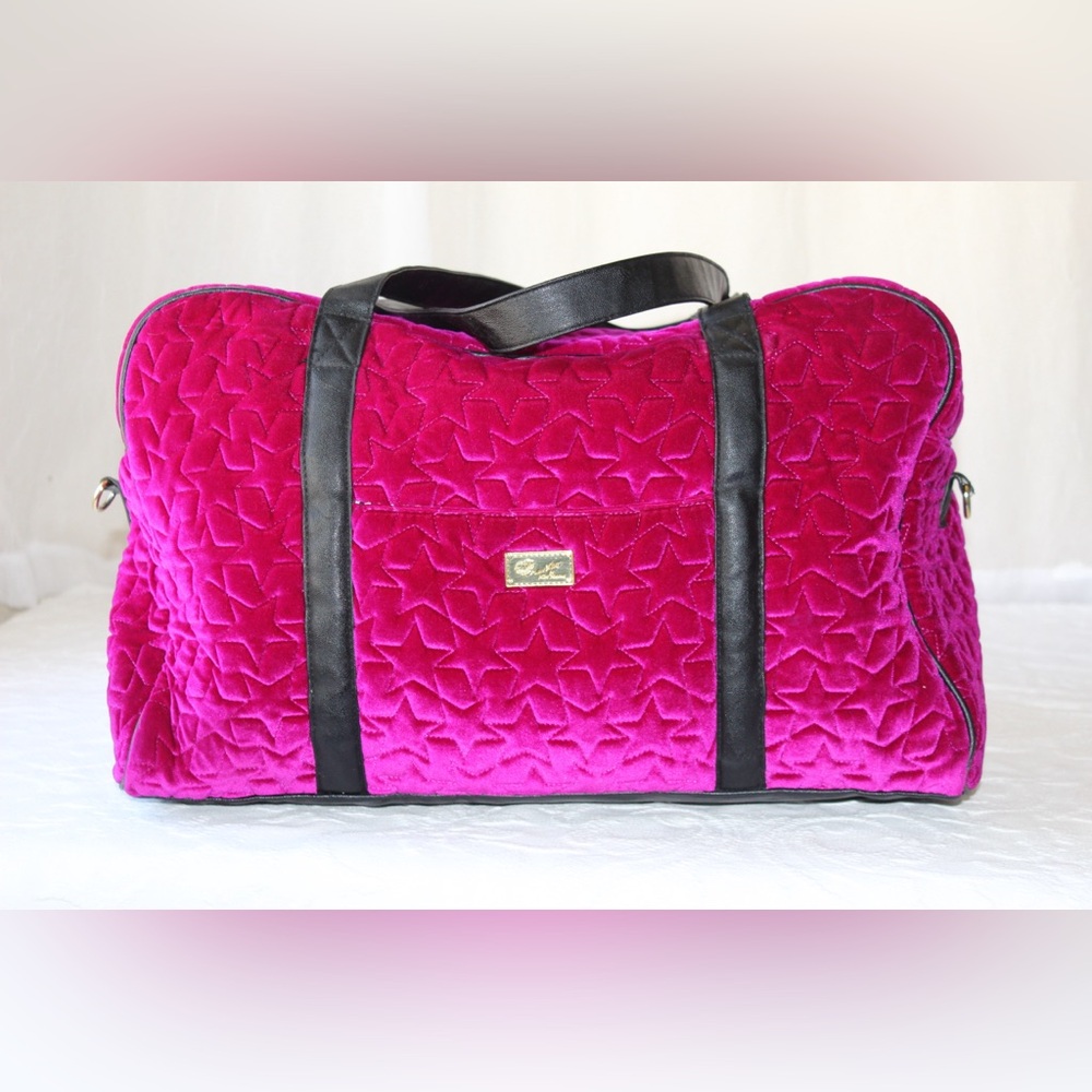 Y2K Vintage🩷 Luv Betsey by Betsey Johnson Pink Velvet Star Quilted Duffle bag💘